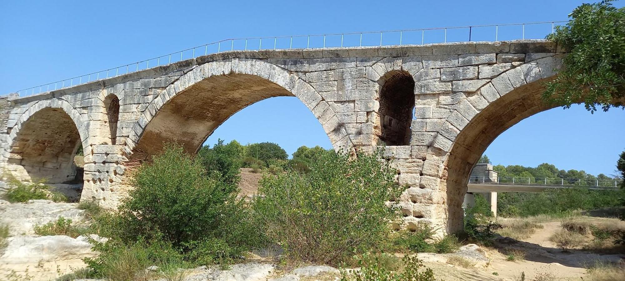 Gite La Mosaique Dauphin Экстерьер фото